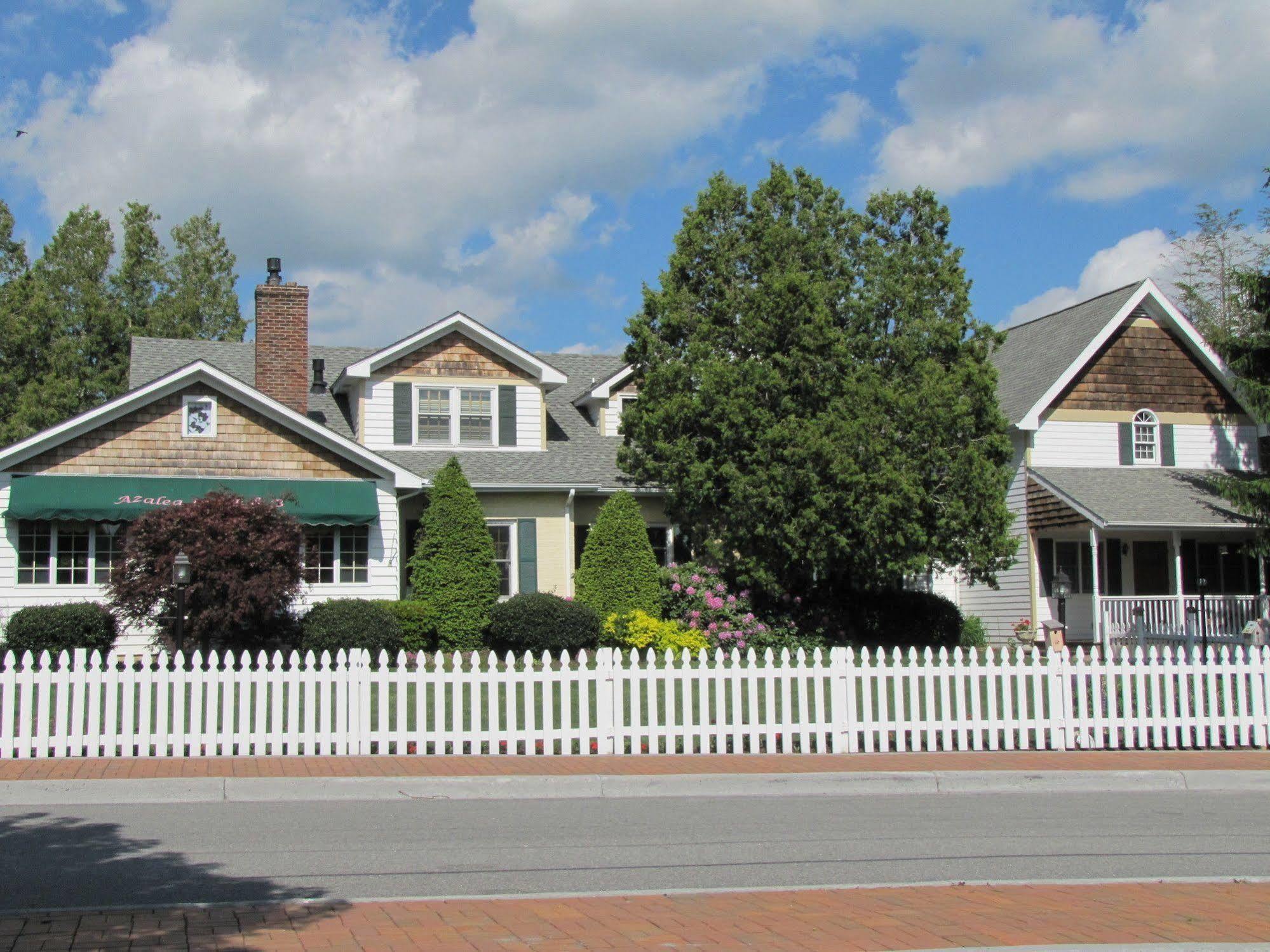 Azalea Inn Bed And Breakfast Banner Elk Exterior photo